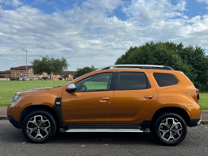 Dacia Duster view 2