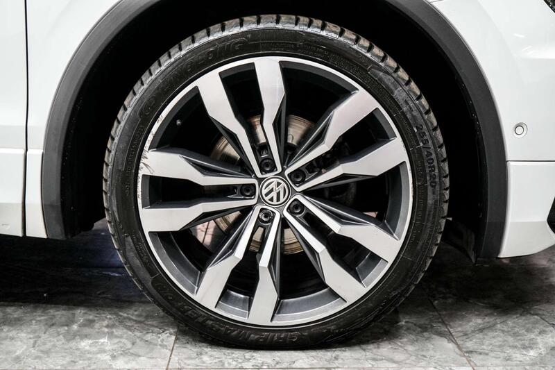 Volkswagen Tiguan view 7