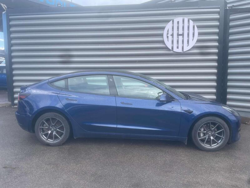Tesla Model 3 view 2