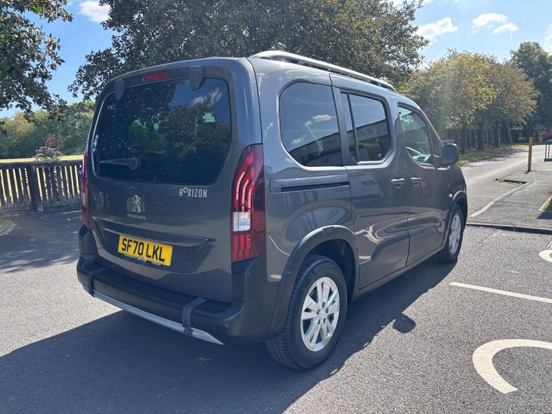 Peugeot Rifter view 7