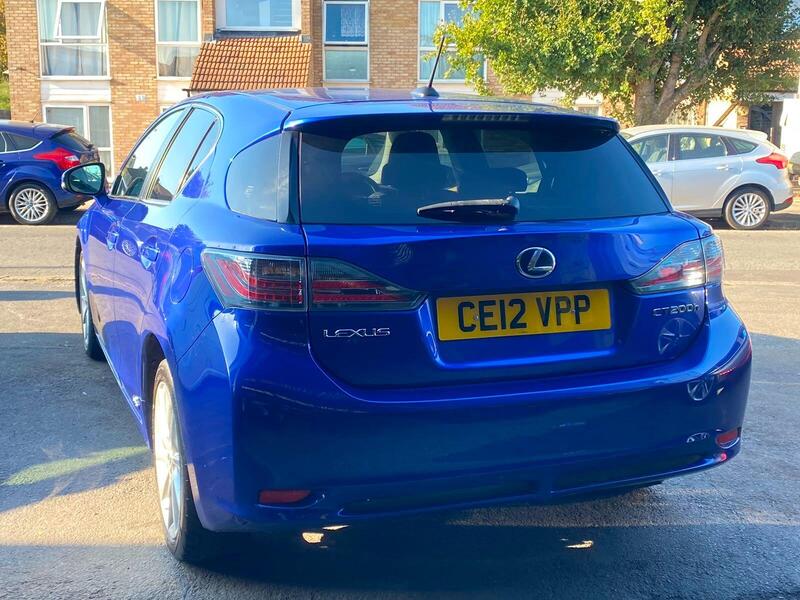 Lexus CT view 6