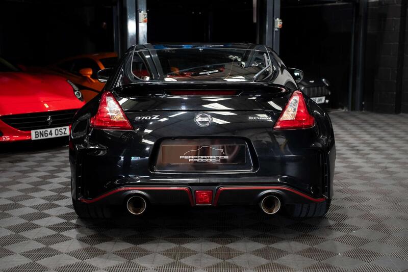 Nissan 370 Z view 6