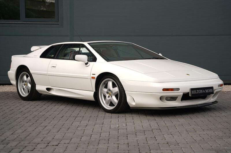 Lotus Esprit main image