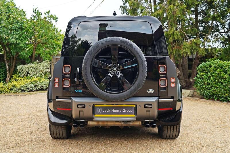 Land Rover Defender view 6