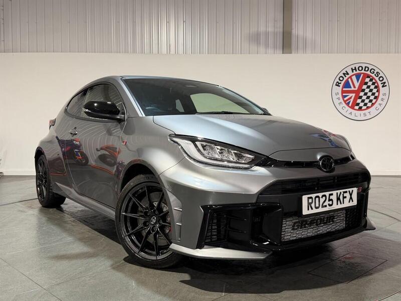 Toyota Yaris main image
