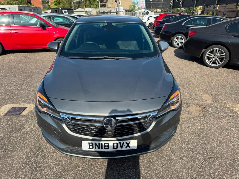 Vauxhall Astra view 4