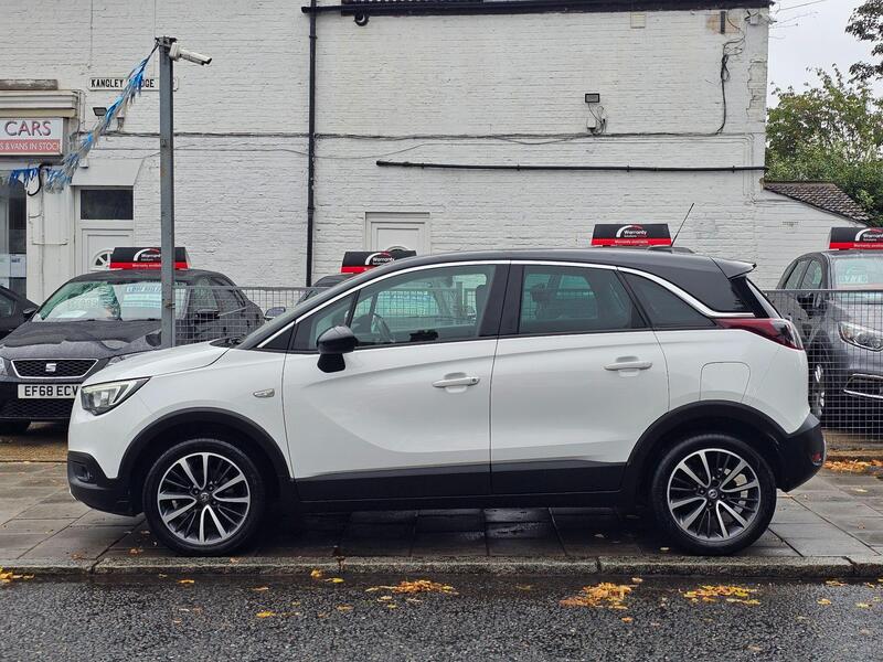 Vauxhall Crossland X view 5