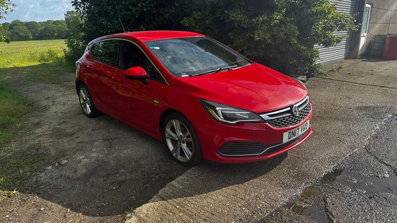 2017 Vauxhall Astra 1.4i Turbo SRi VX Line Euro 6 5dr for sale at IHK Enterprise West Sussex