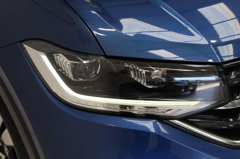 2021 Volkswagen T-Cross in Blue — image 10 of 76