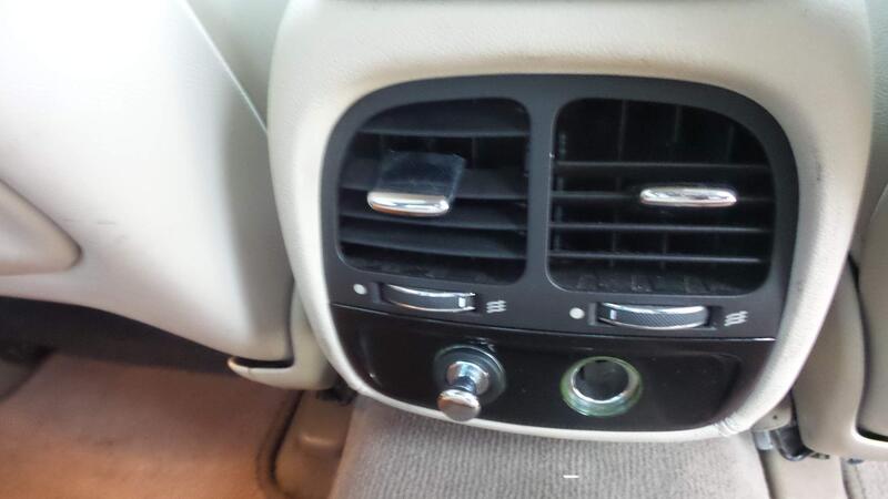 Jaguar XJ view 22