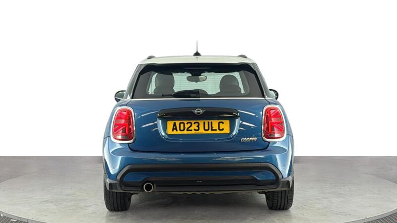 Mini Hatch view 5