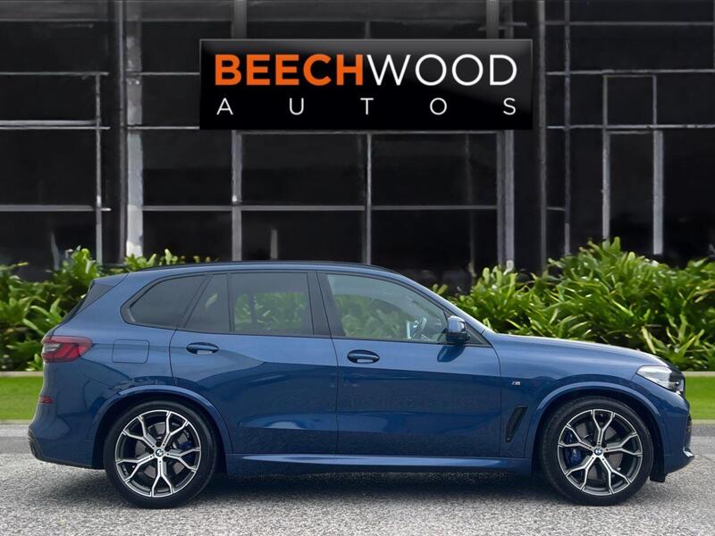 BMW X5 view 4