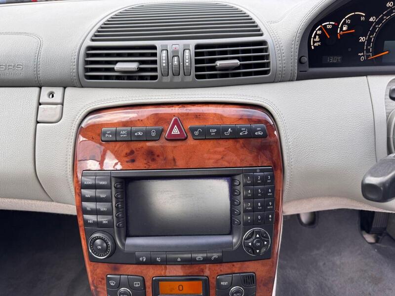 Mercedes-Benz CL view 14