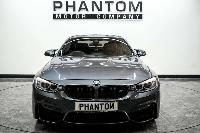 BMW M4 view 7