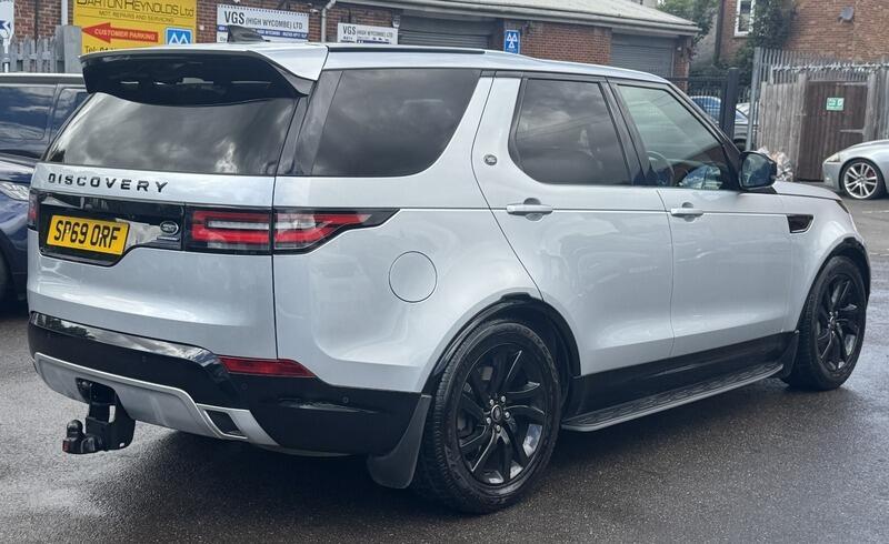 Land Rover Discovery 3 view 5