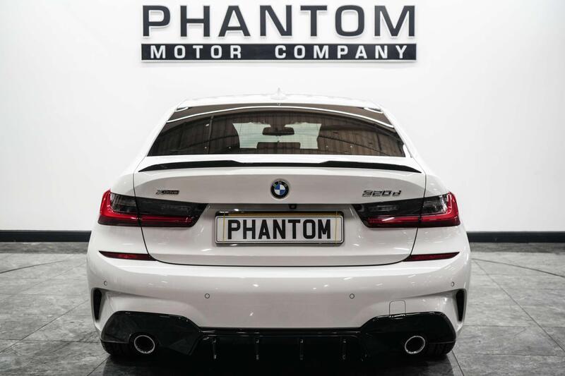 BMW 3 Series view 4