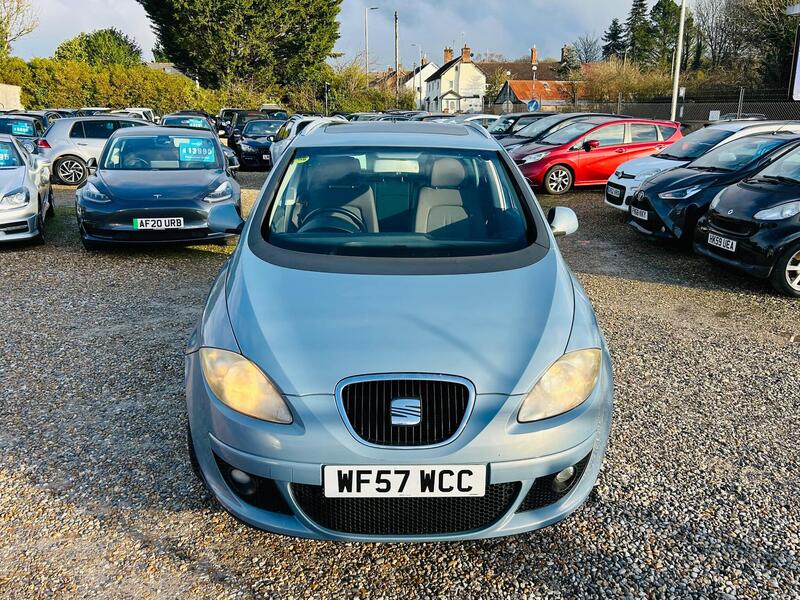 Seat Altea XL view 4