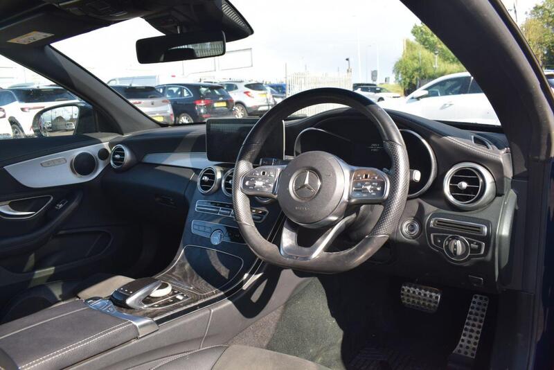 Mercedes-Benz C Class view 3