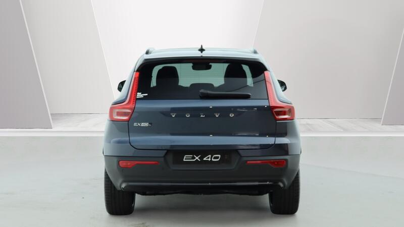 Volvo Ex40 view 7