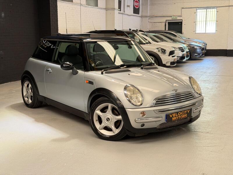 MINI Hatch 1.6 Cooper CVT Euro 3 3dr