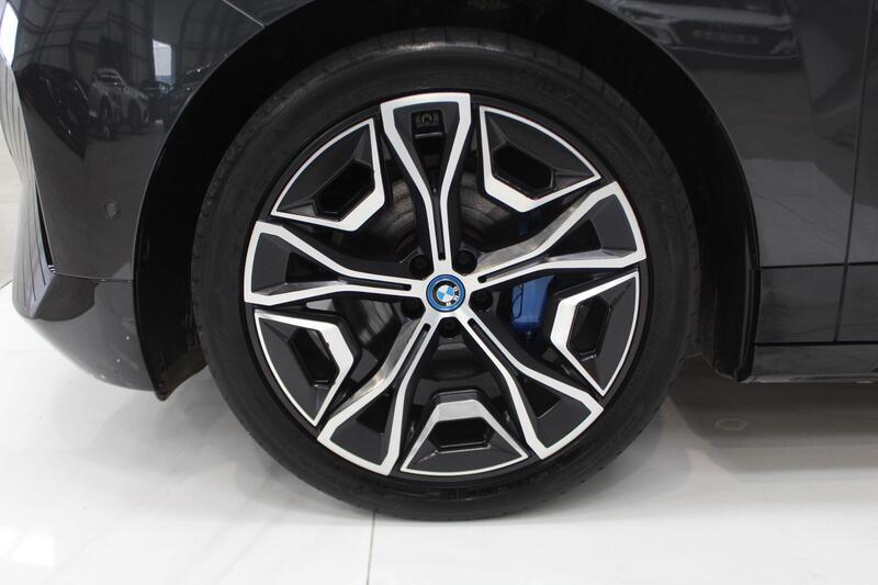 2022 BMW iX in Grey — image 35 of 90