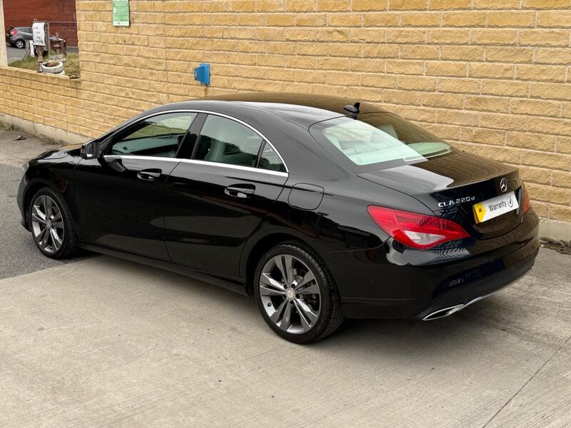Mercedes-Benz CLA view 3