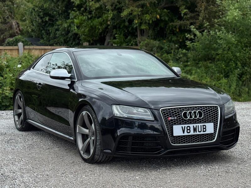Audi RS5 view 4