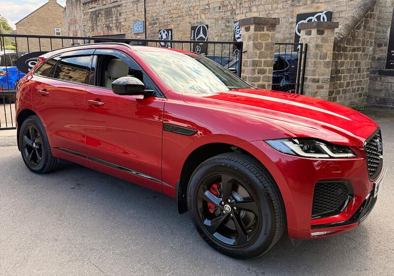 Jaguar F-Pace view 4
