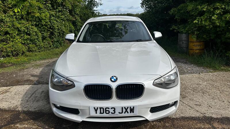 2013 BMW 1 Series — photo 2