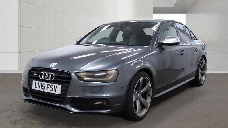 Audi Audi S4 view 2