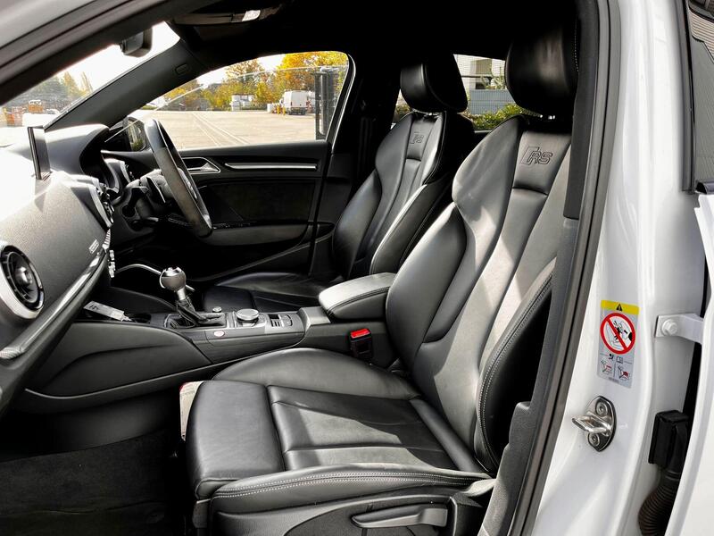 Audi RS3 view 34