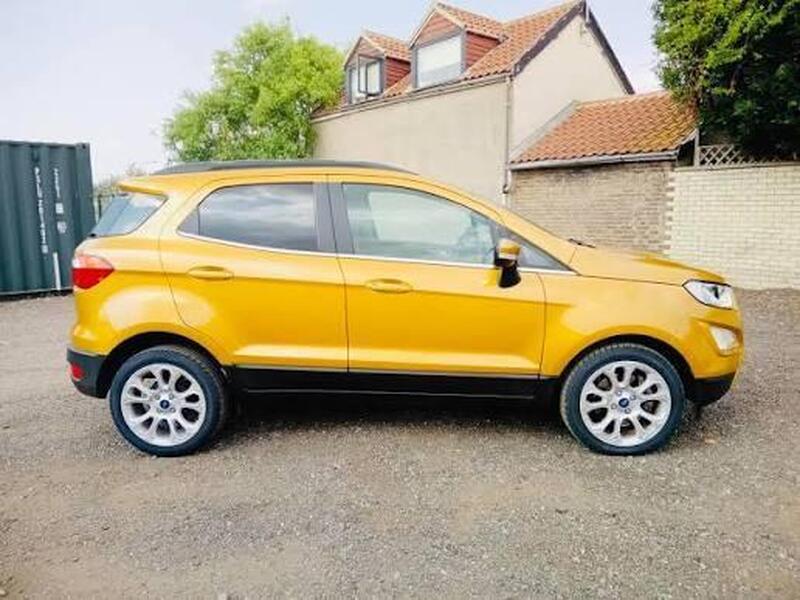 Ford Ecosport main image