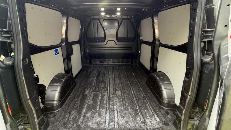 2024 Ford Transit Custom — photo 17