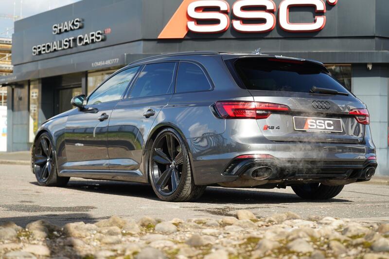 Audi RS4 view 2