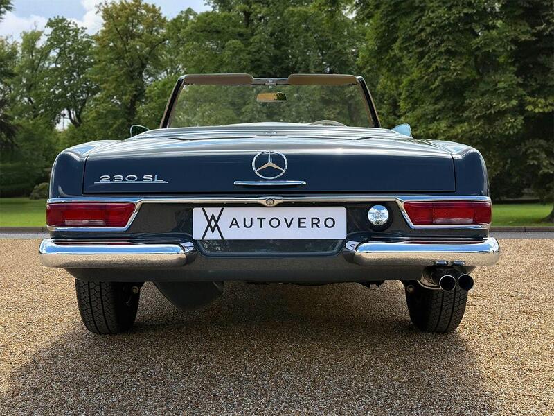 Mercedes-Benz 230 SL view 6