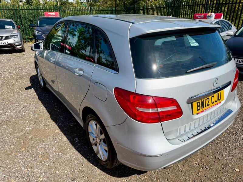 Mercedes-Benz B-Class view 5