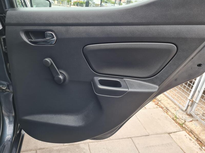 Nissan Micra view 58