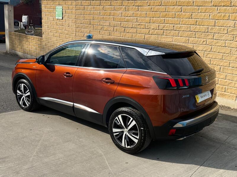 Peugeot 3008 view 3