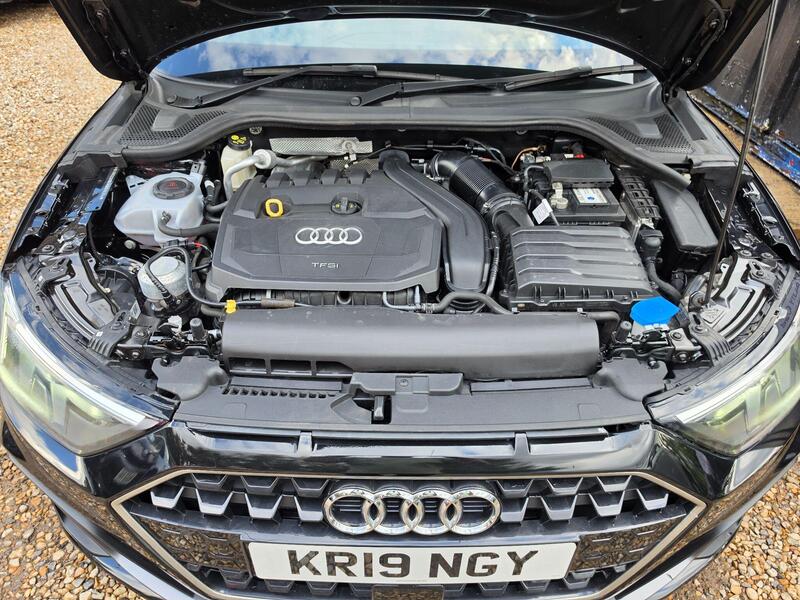 Audi A1 1.5 TFSI 35 S line Sportback S Tronic Euro 6 (s/s) 5dr thumbnail 46