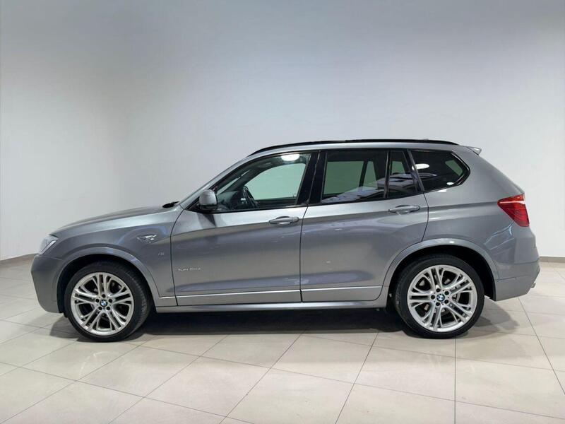BMW X3 view 6