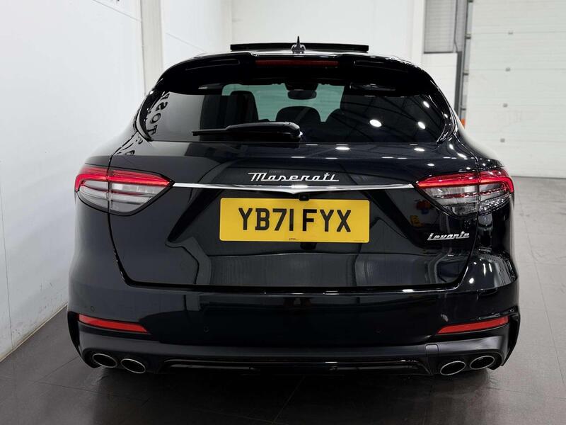 Maserati Levante view 7