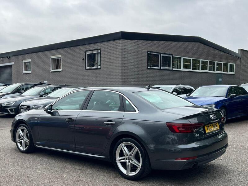Audi A4 view 4