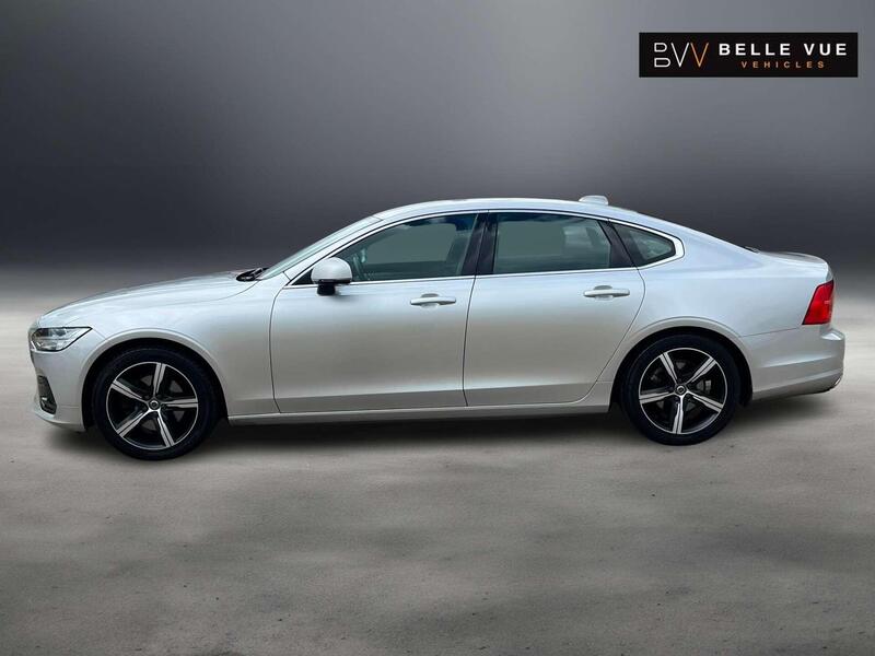 Volvo S90 view 5