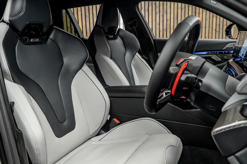 BMW M5 view 2