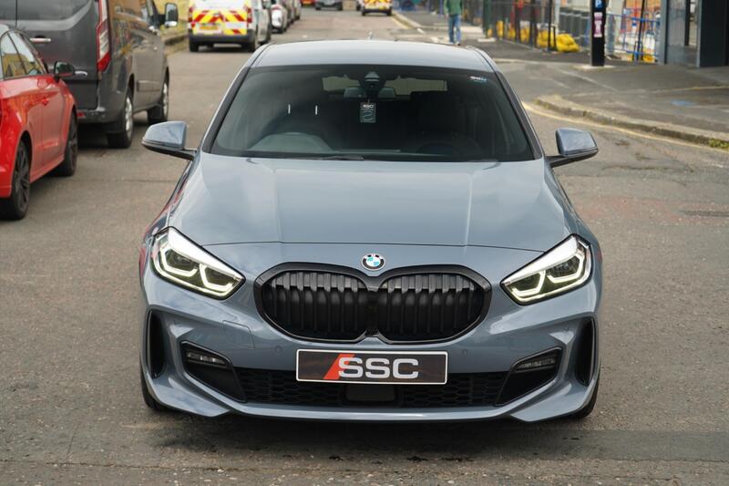 BMW 1 Series view 6