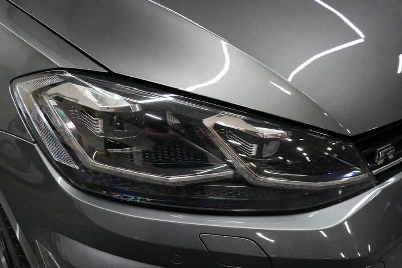 Volkswagen Golf view 6