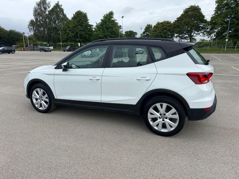 Seat Arona view 2