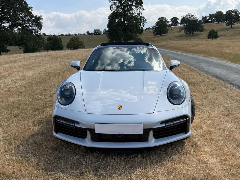 Porsche 911 view 2
