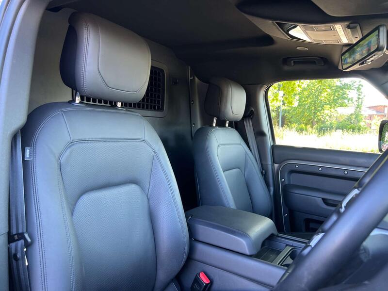 Land Rover Defender view 5