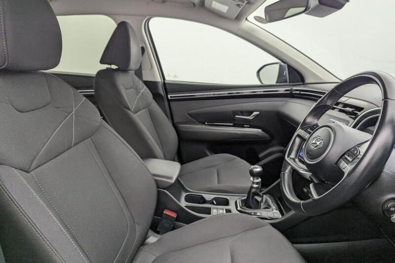 Hyundai Tucson view 3